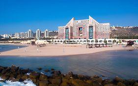 Almog Haifa Israel Apartments מגדלי חוף הכרמל